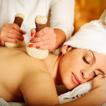 Susanna Degli Ulivi - & Hotel