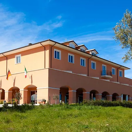 Susanna Degli Ulivi - & كولونيلا