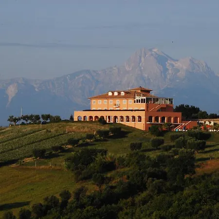 Susanna Degli Ulivi - Resort&spa 3* Colonnella