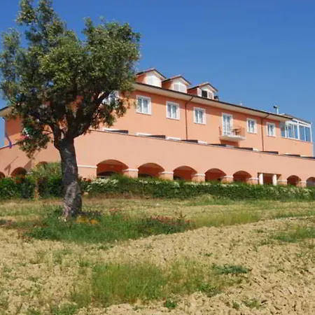 מלון Susanna Degli Ulivi - & 3*