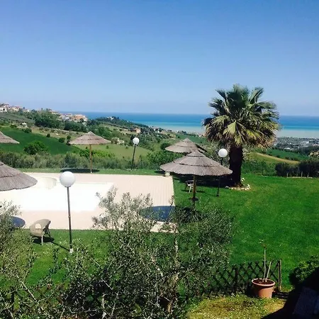 Susanna Degli Ulivi - & 3* Colonnella