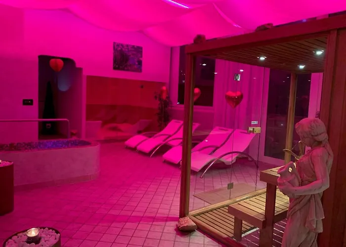 Susanna Degli Ulivi - Resort&spa Hotel 3*