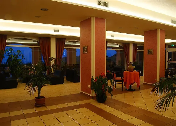 Susanna Degli Ulivi - Resort&spa Hotel Colonnella