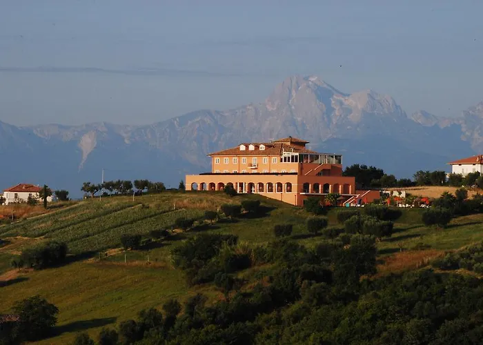 Susanna Degli Ulivi - Resort&spa 3* Colonnella