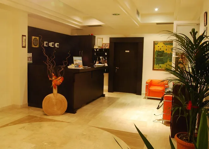 Susanna Degli Ulivi - & فندق